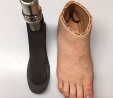 De prothese met een opvulling