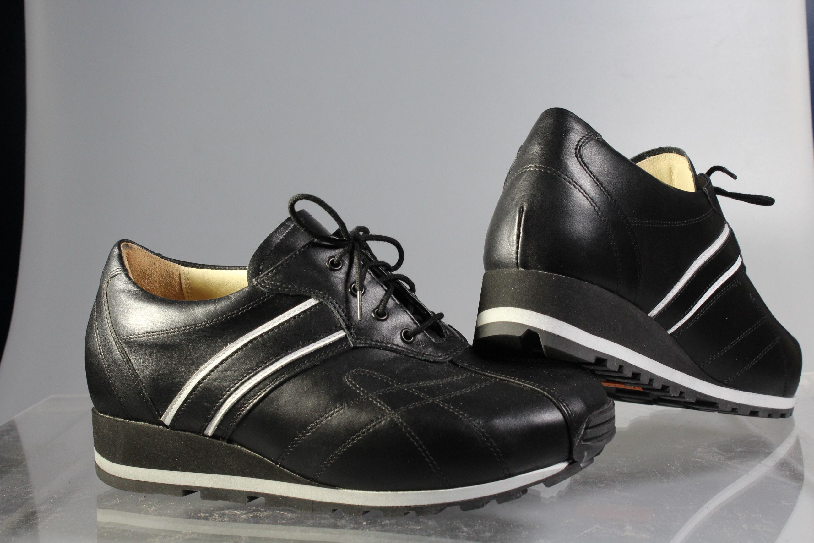 Voorbeelden sportieve schoenen | OIM Orthopedie